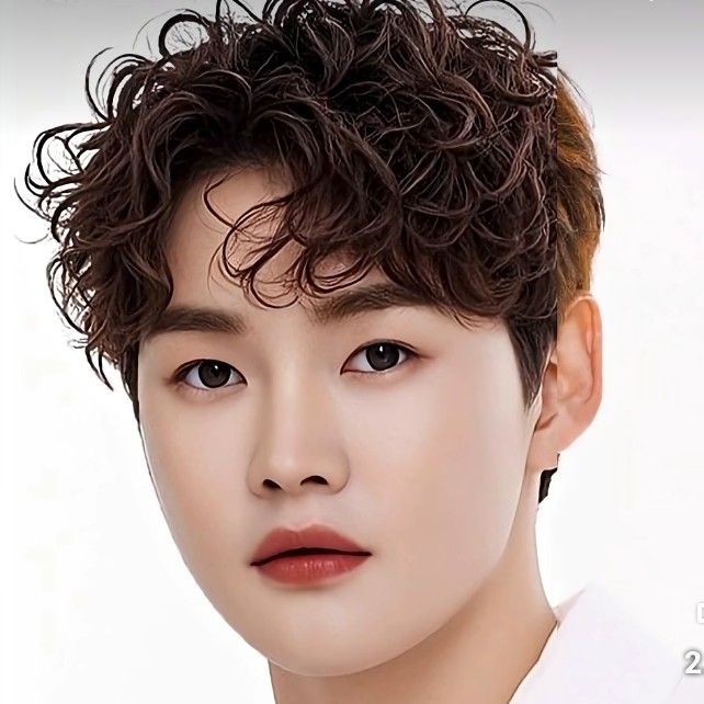 Foto terbaru dari Park Seojin