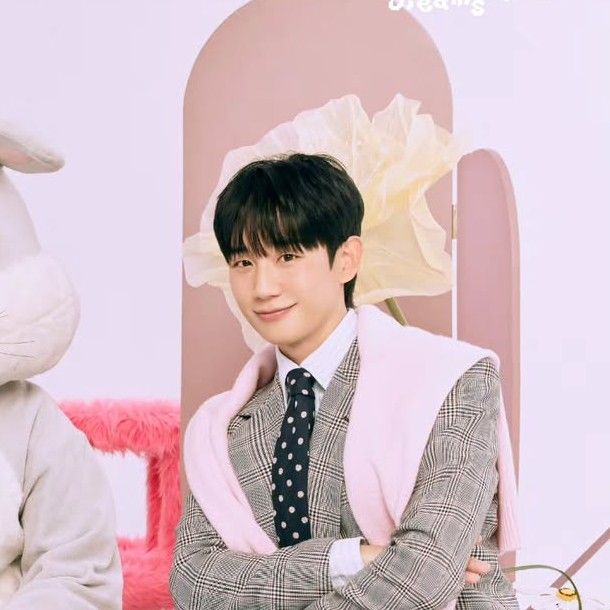 丁海寅的近期活动照