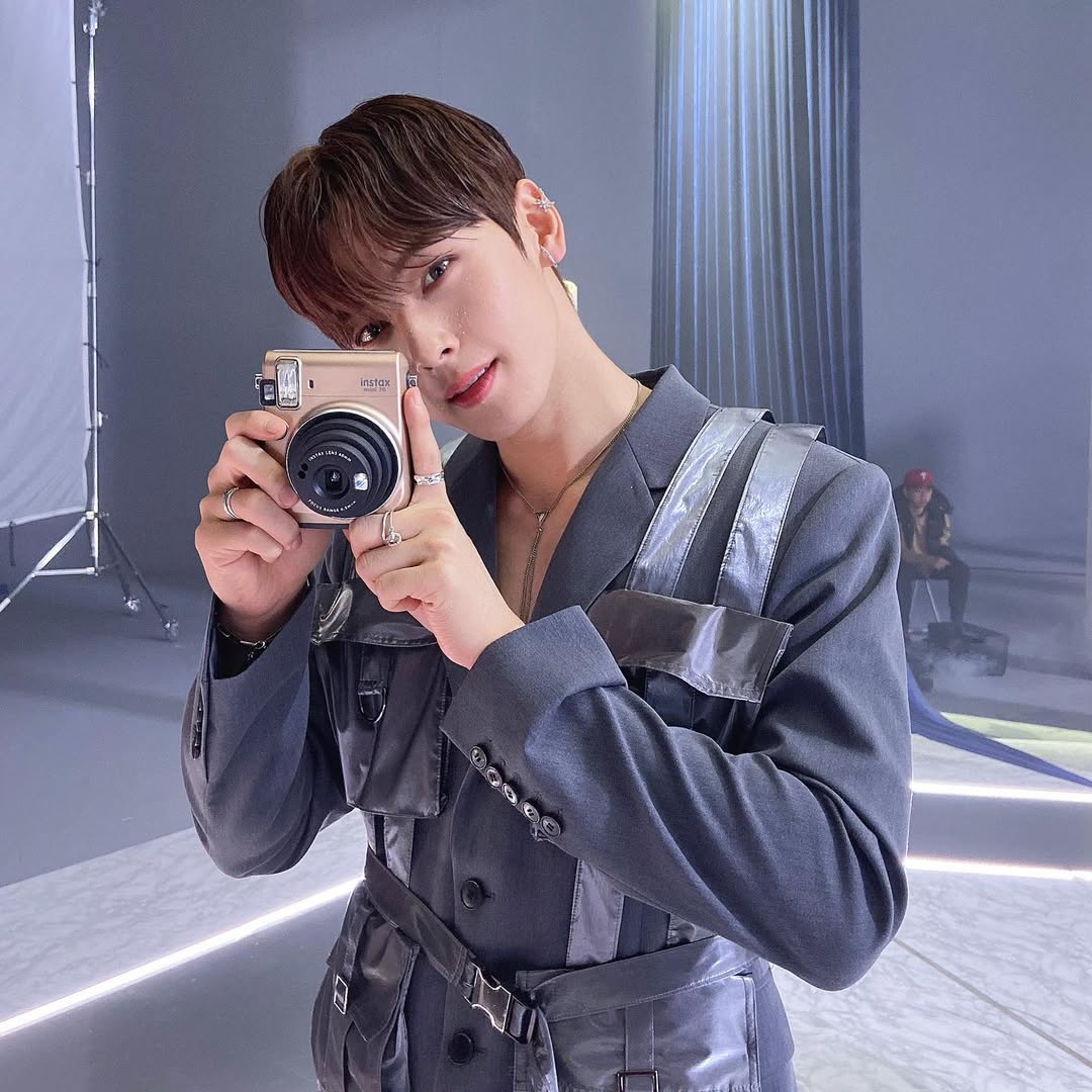 Recent activity shot of Cha Eunwoo