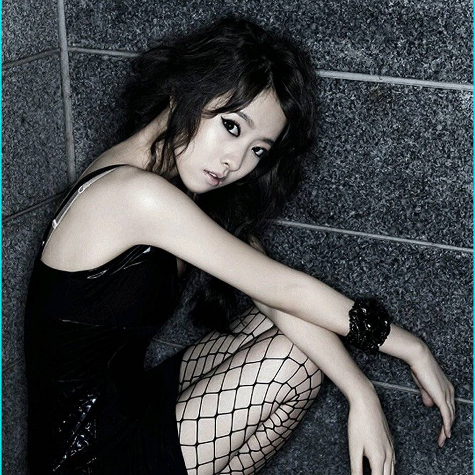 Latest photo of Park Boyoung