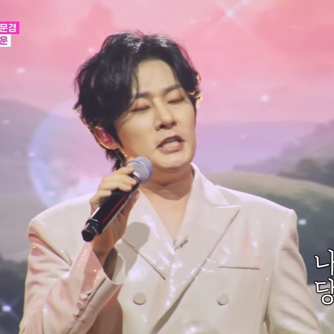 Cuplikan di balik layar dari Kang Moonkyung