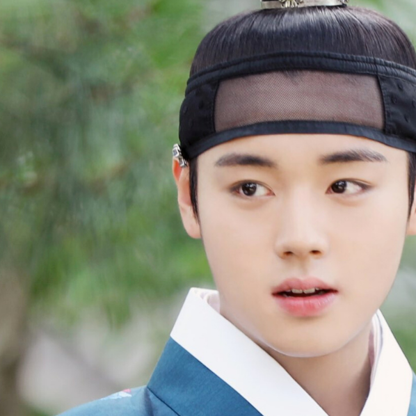 Behind-the-scenes cut of Park Jihoon
