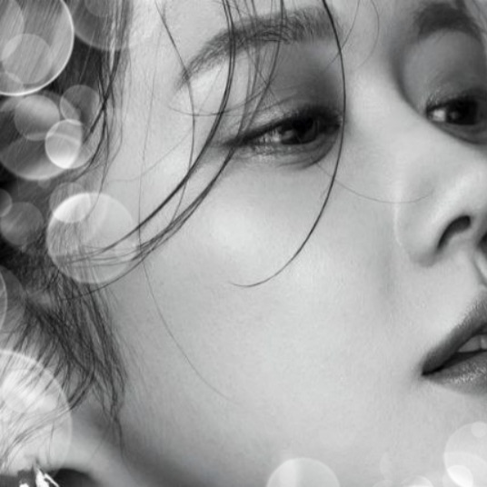 Behind-the-scenes cut of Jang Nara