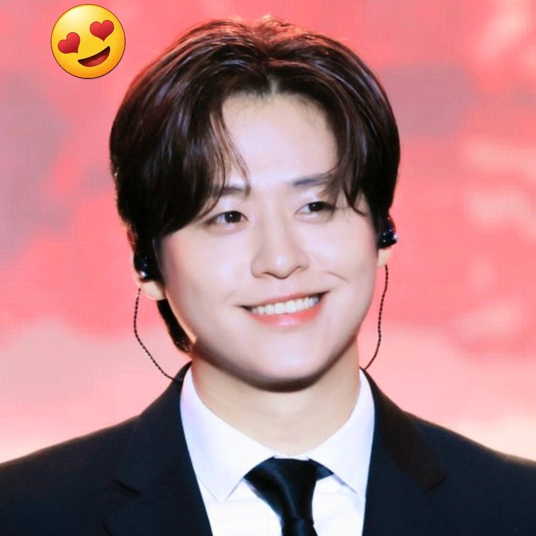 Behind-the-scenes cut of Lee Solomon