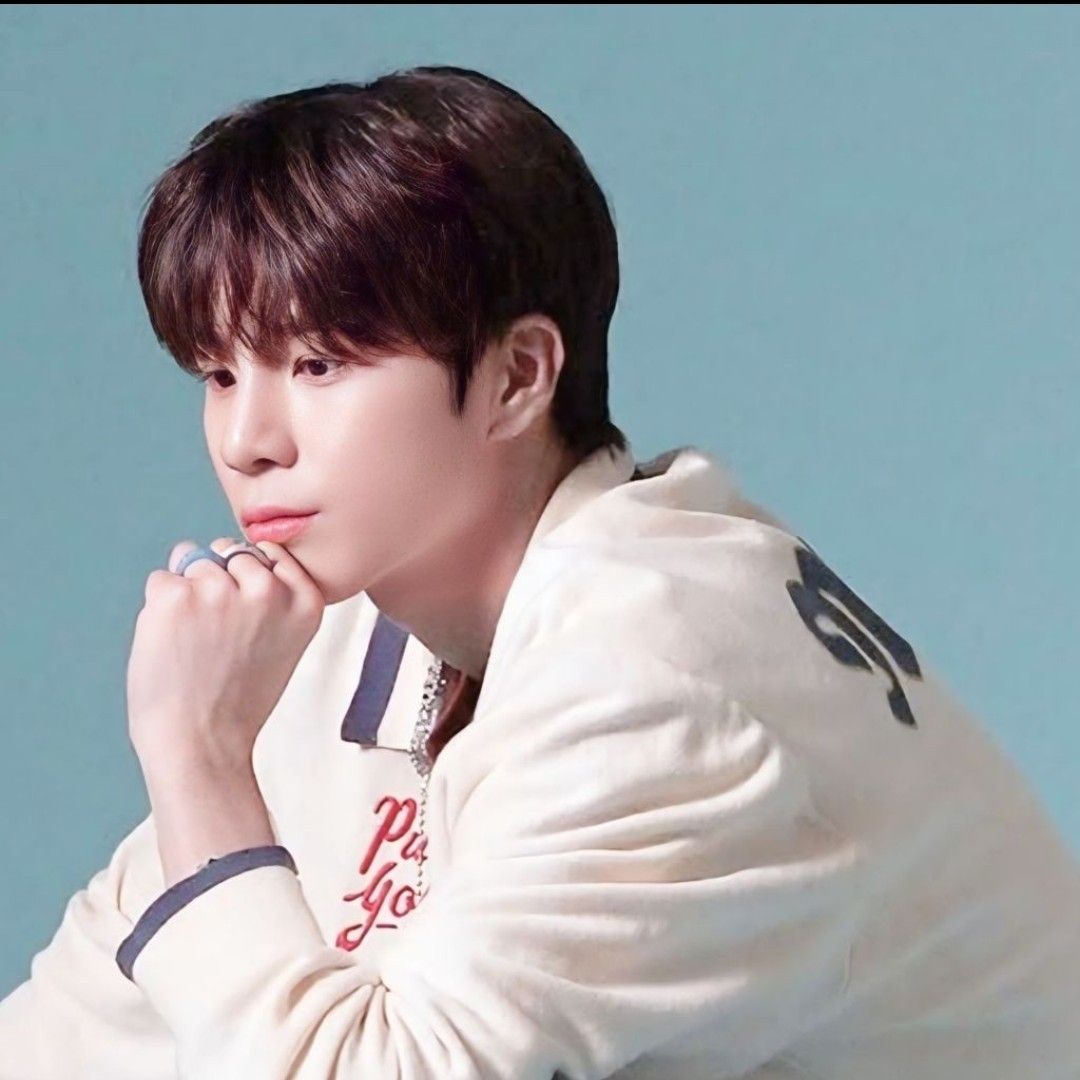 Cuplikan di balik layar dari Jeong Dongwon