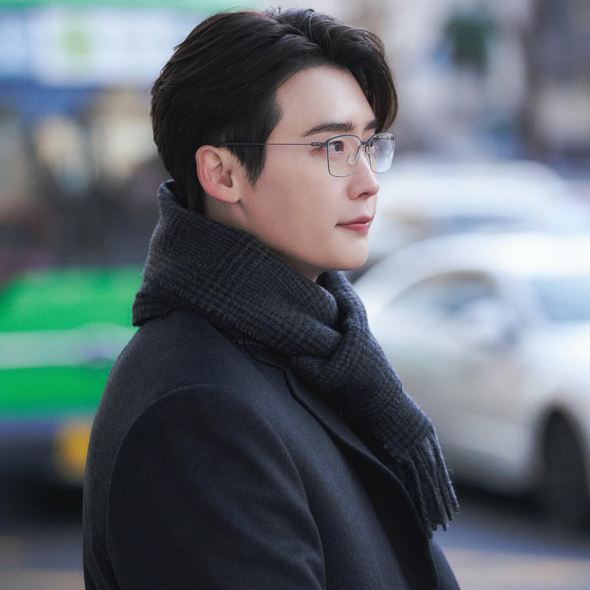 Recent activity shot of Lee Jongsuk