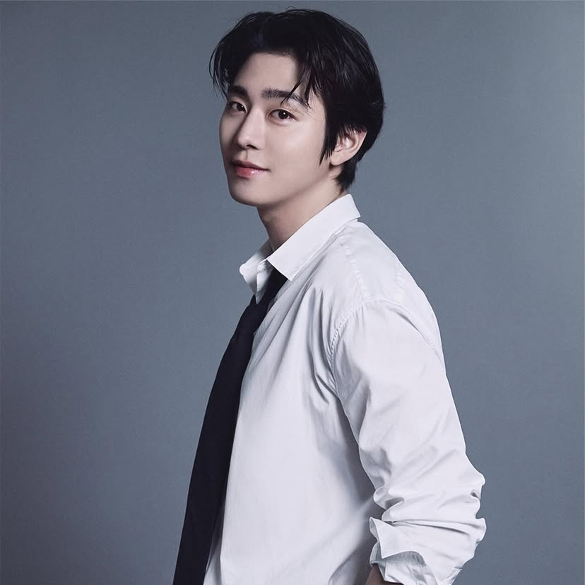 A moment captured by a fan of Ahn Hyoseop