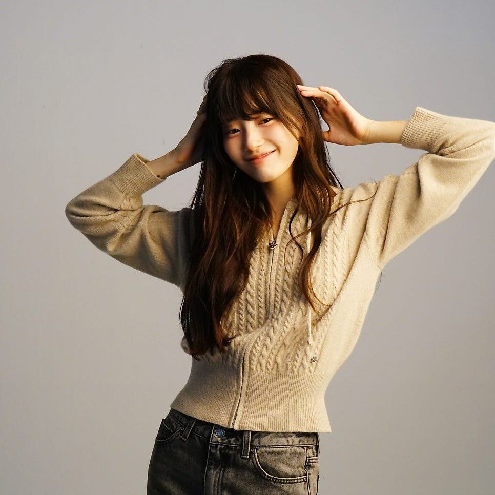 Behind-the-scenes cut of Bae Suzy