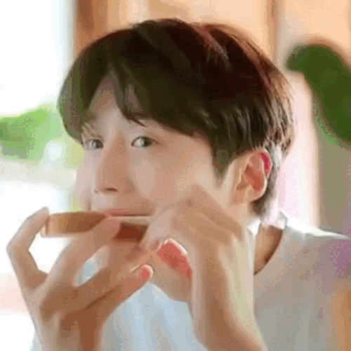 A moment captured by a fan of Kim Seonho