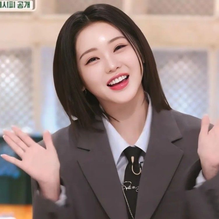 A moment captured by a fan of Hong Jiyoon