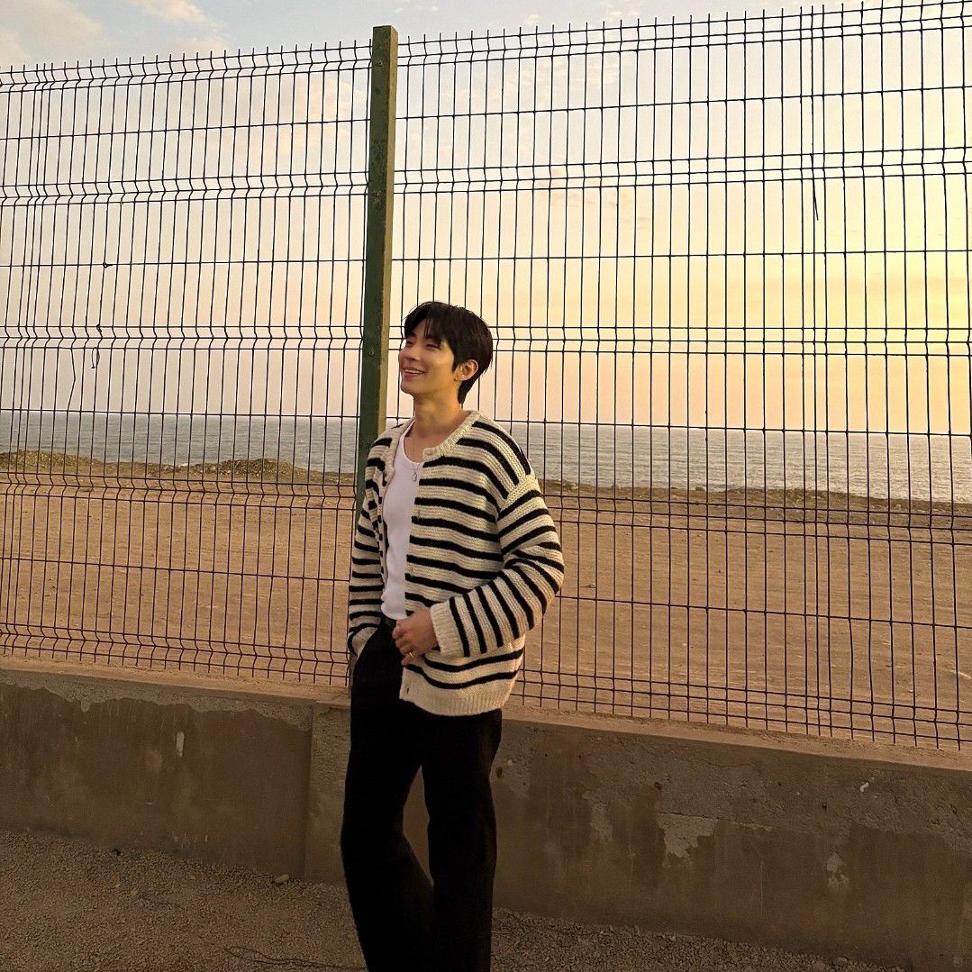 Latest photo of Hwang Inyoup