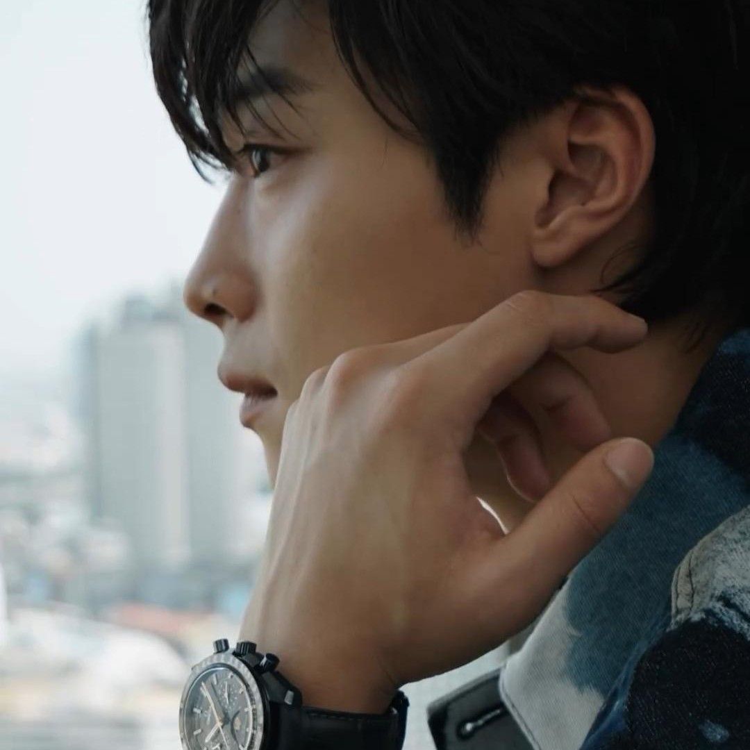 Behind-the-scenes cut of Woo Dohwan