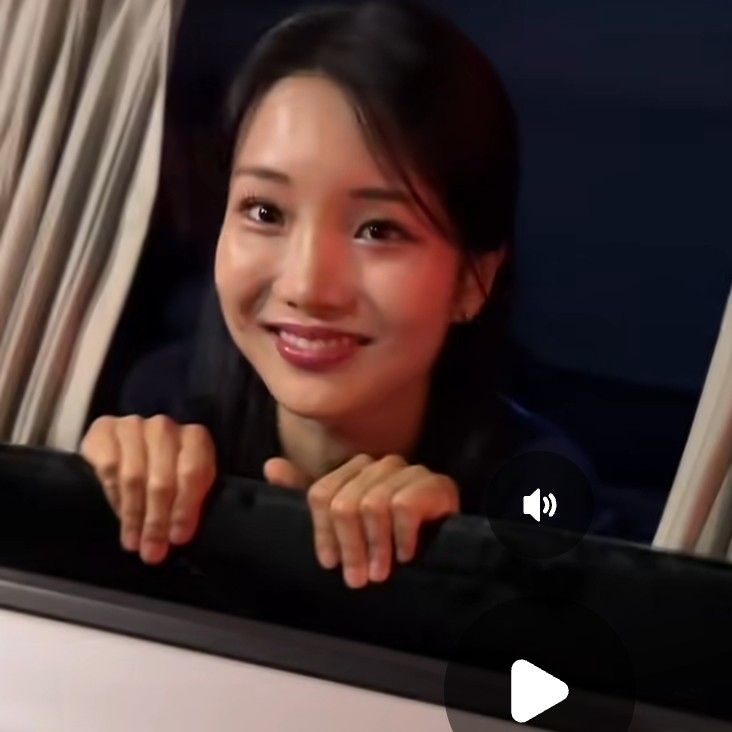 Behind-the-scenes cut of Kim Soyeon (2004)