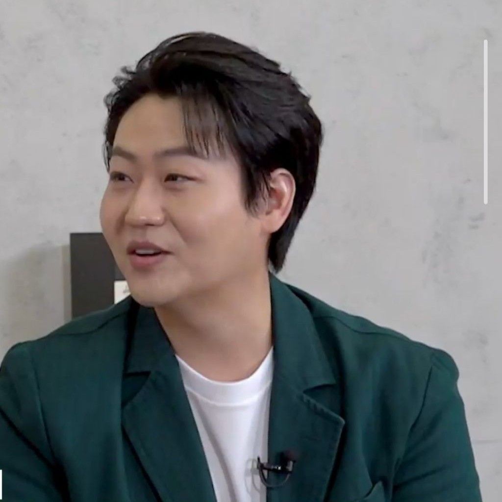 A moment captured by a fan of Min Soohyun