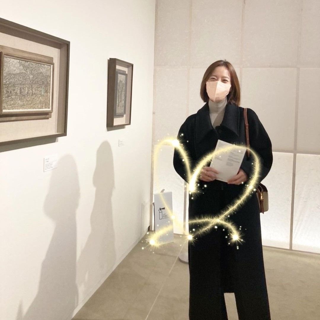 Recent activity shot of Moon Chaewon