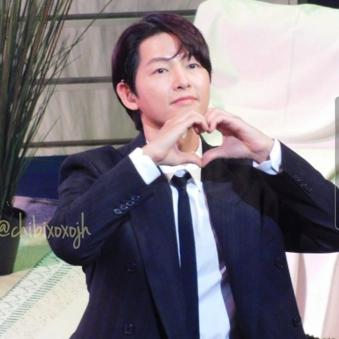 Latest photo of Song Joongki