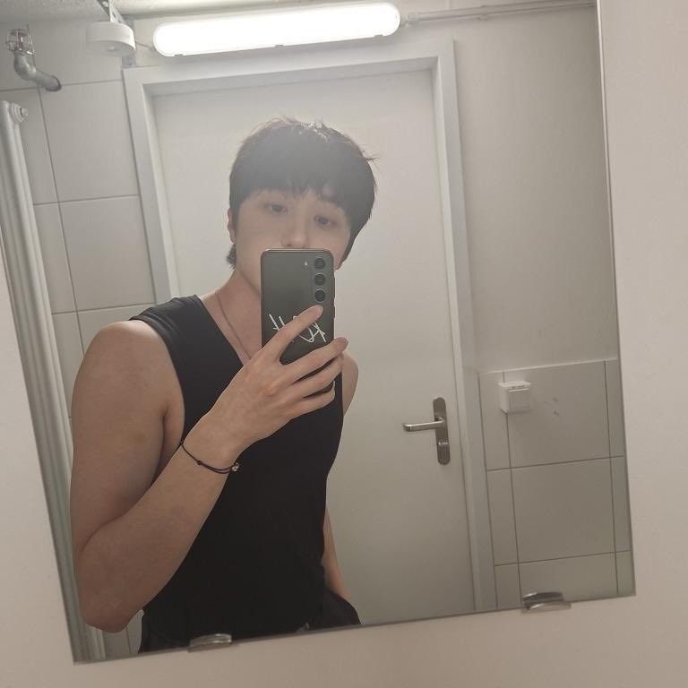 Behind-the-scenes cut of Chani