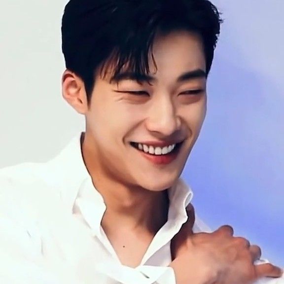 Recent activity shot of Woo Dohwan