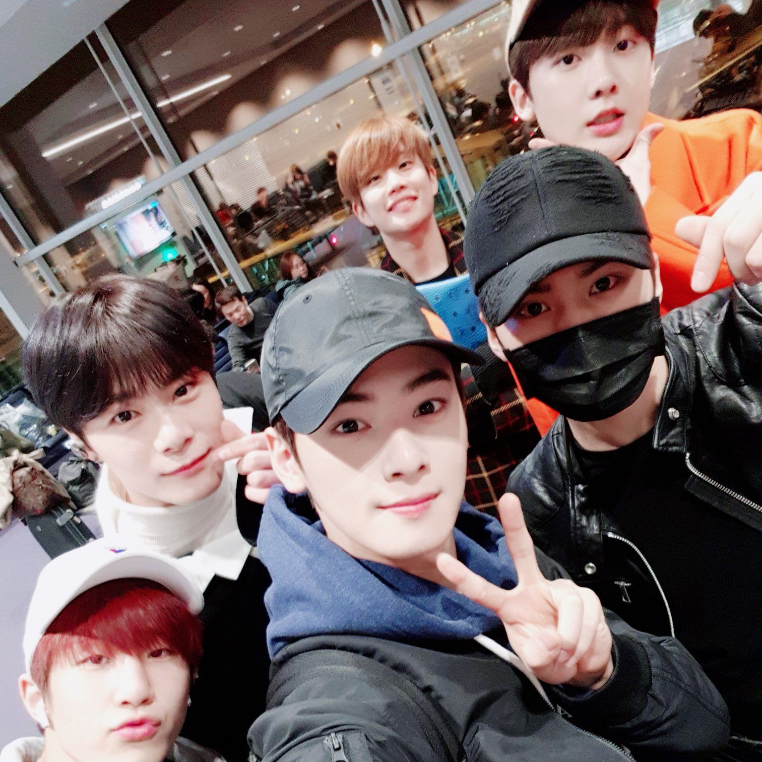 A moment captured by a fan of Cha Eunwoo