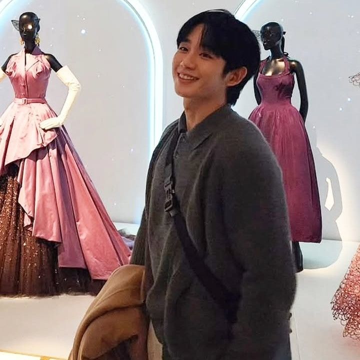 Behind-the-scenes cut of Jung Haein