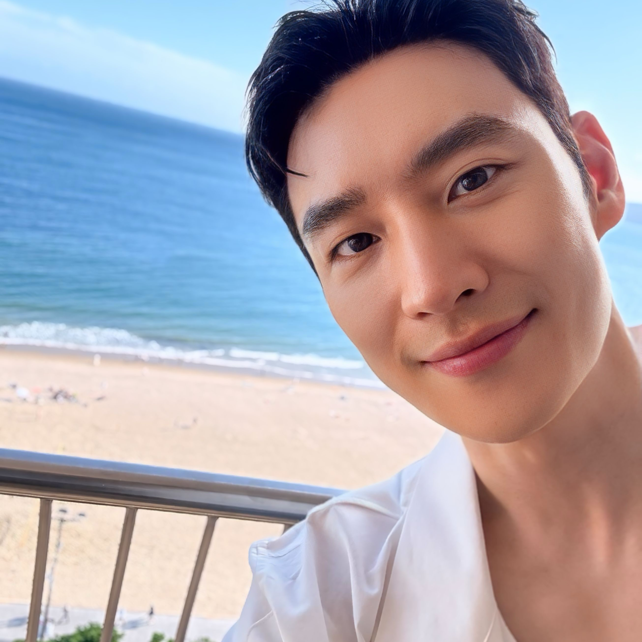 A moment captured by a fan of Lee Jaehoon