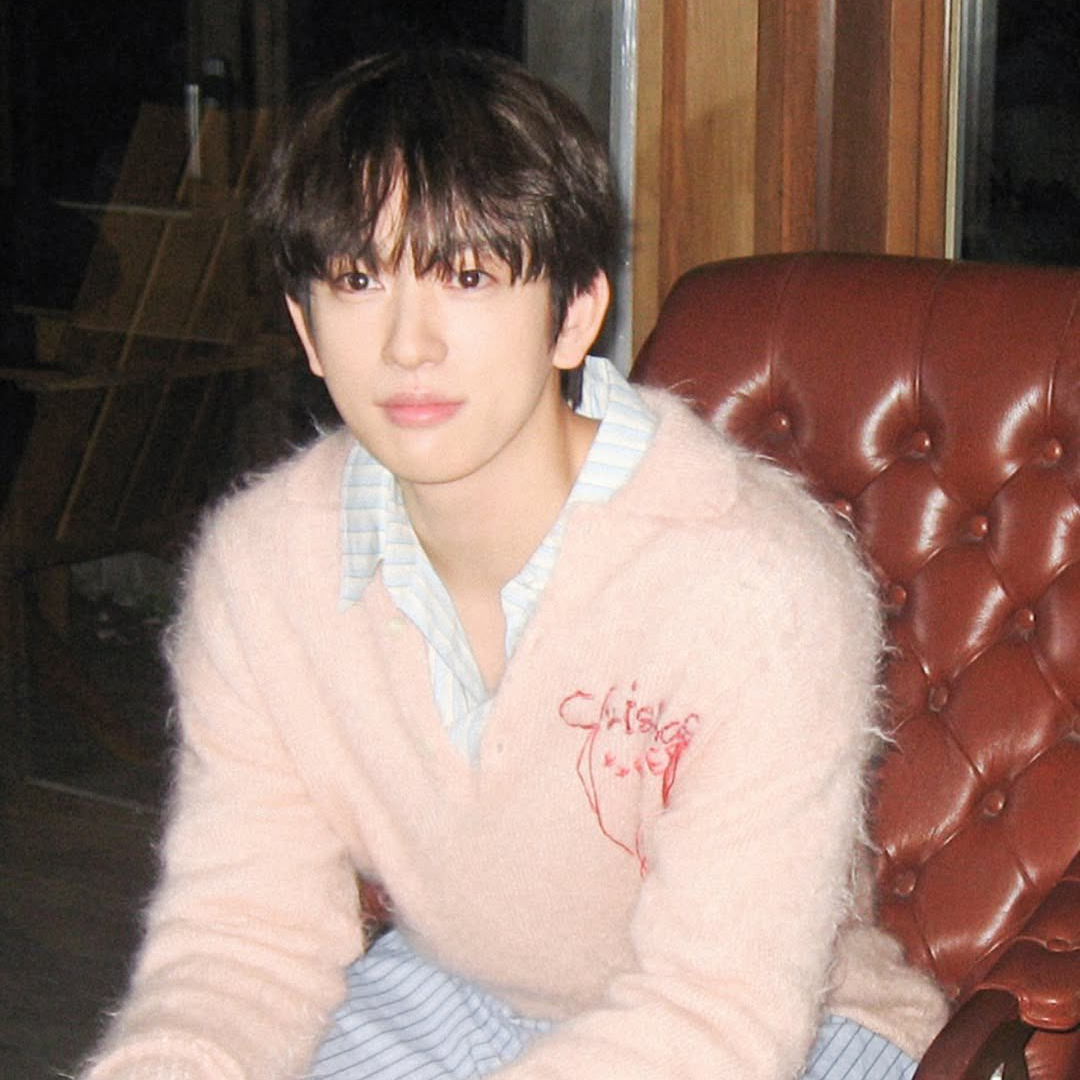 粉丝拍下的朴珍荣瞬间