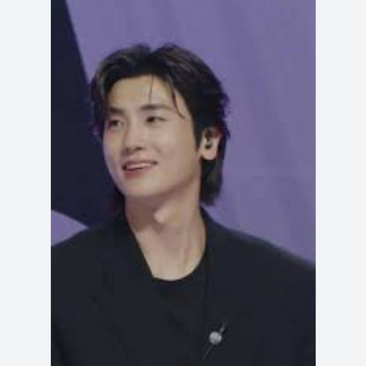 Behind-the-scenes cut of Park Hyungsik