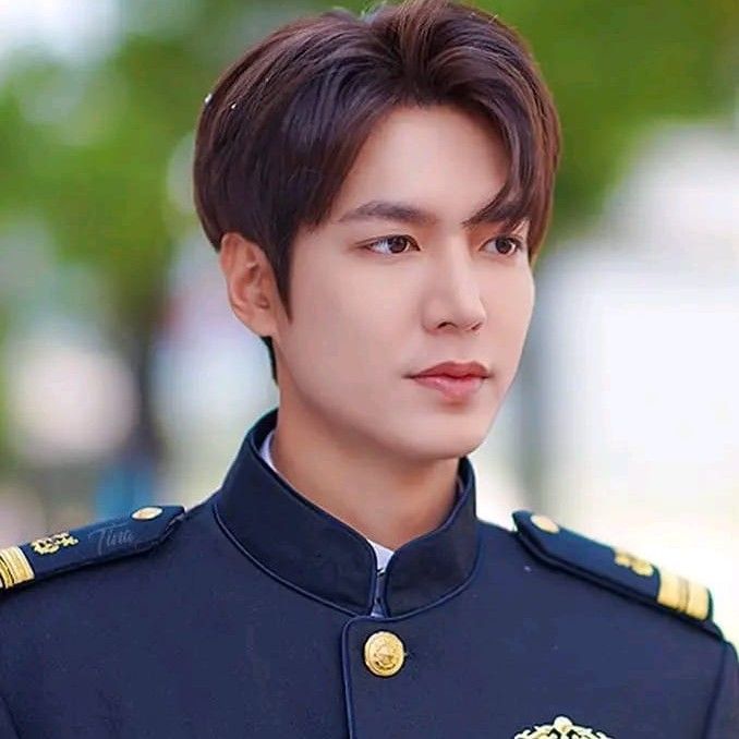 李敏鎬的近期活動照