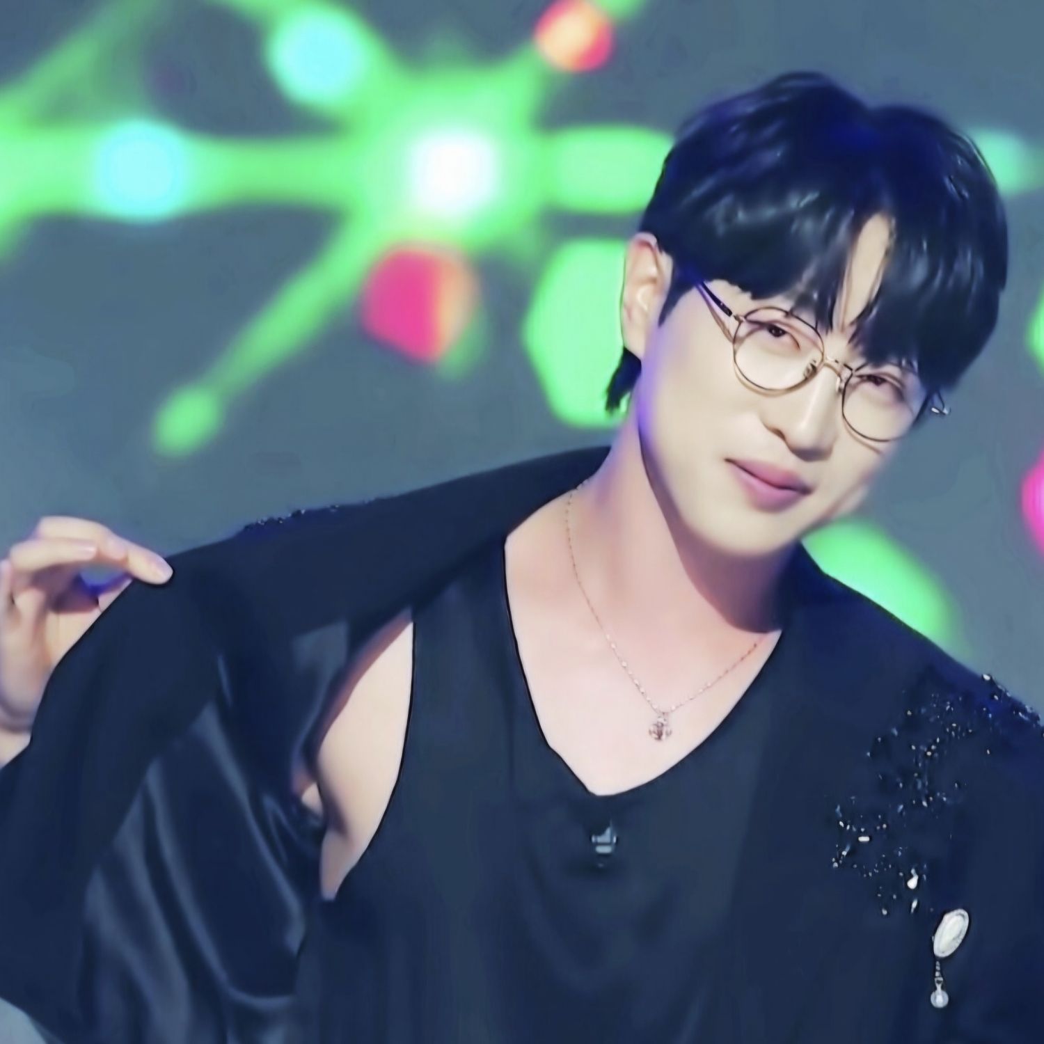 A moment captured by a fan of An Sunghoon