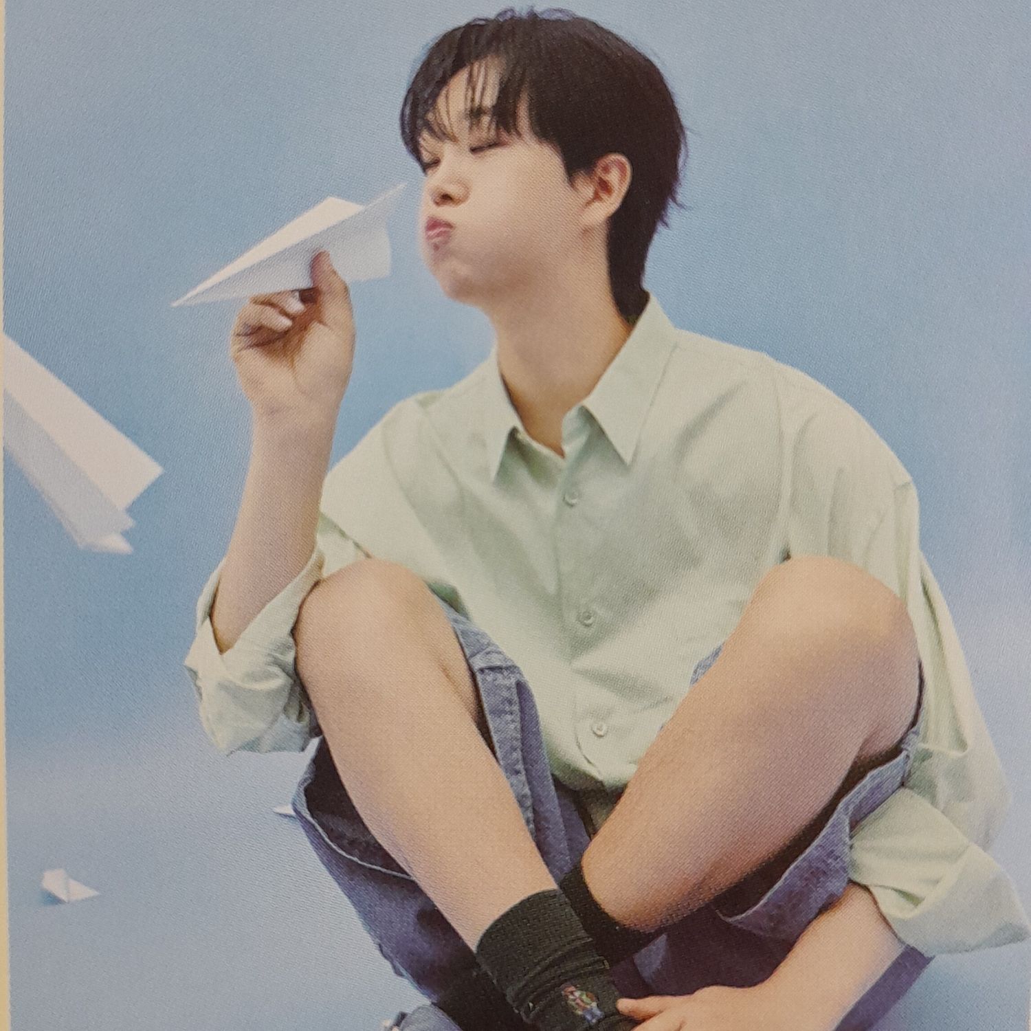Behind-the-scenes cut of Song Minjun