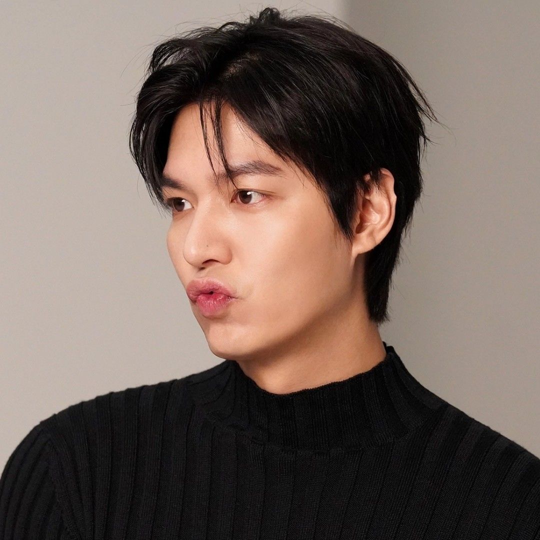 Recent activity shot of Lee Minho