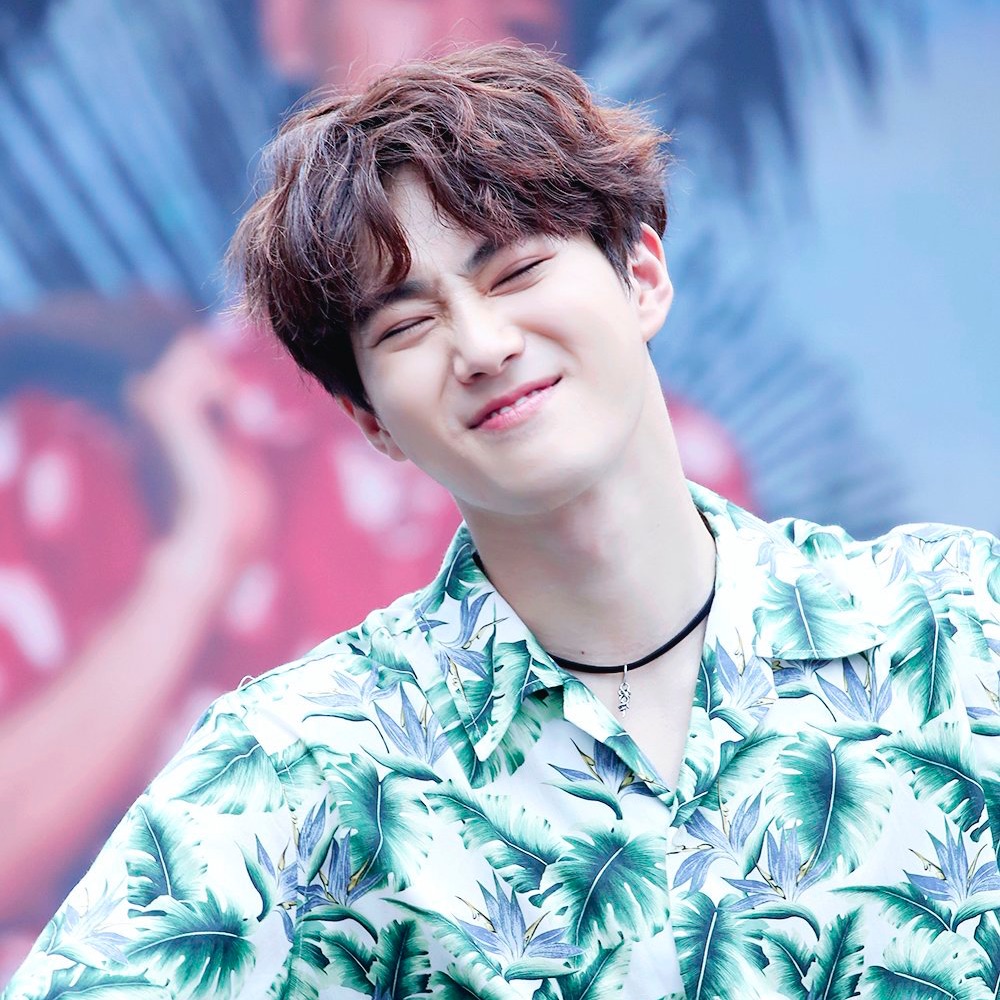 Latest photo of Suho