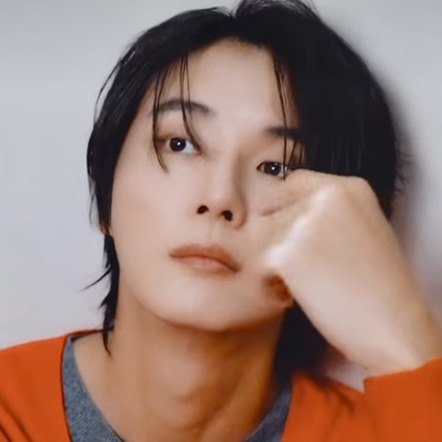 粉絲拍下的尹施允瞬間