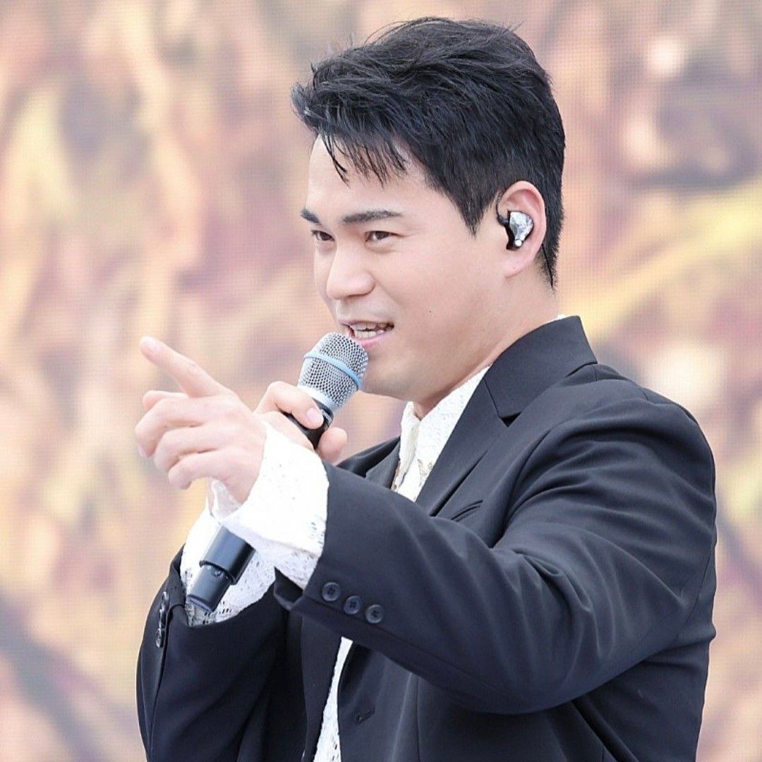 Behind-the-scenes cut of Lee Jung