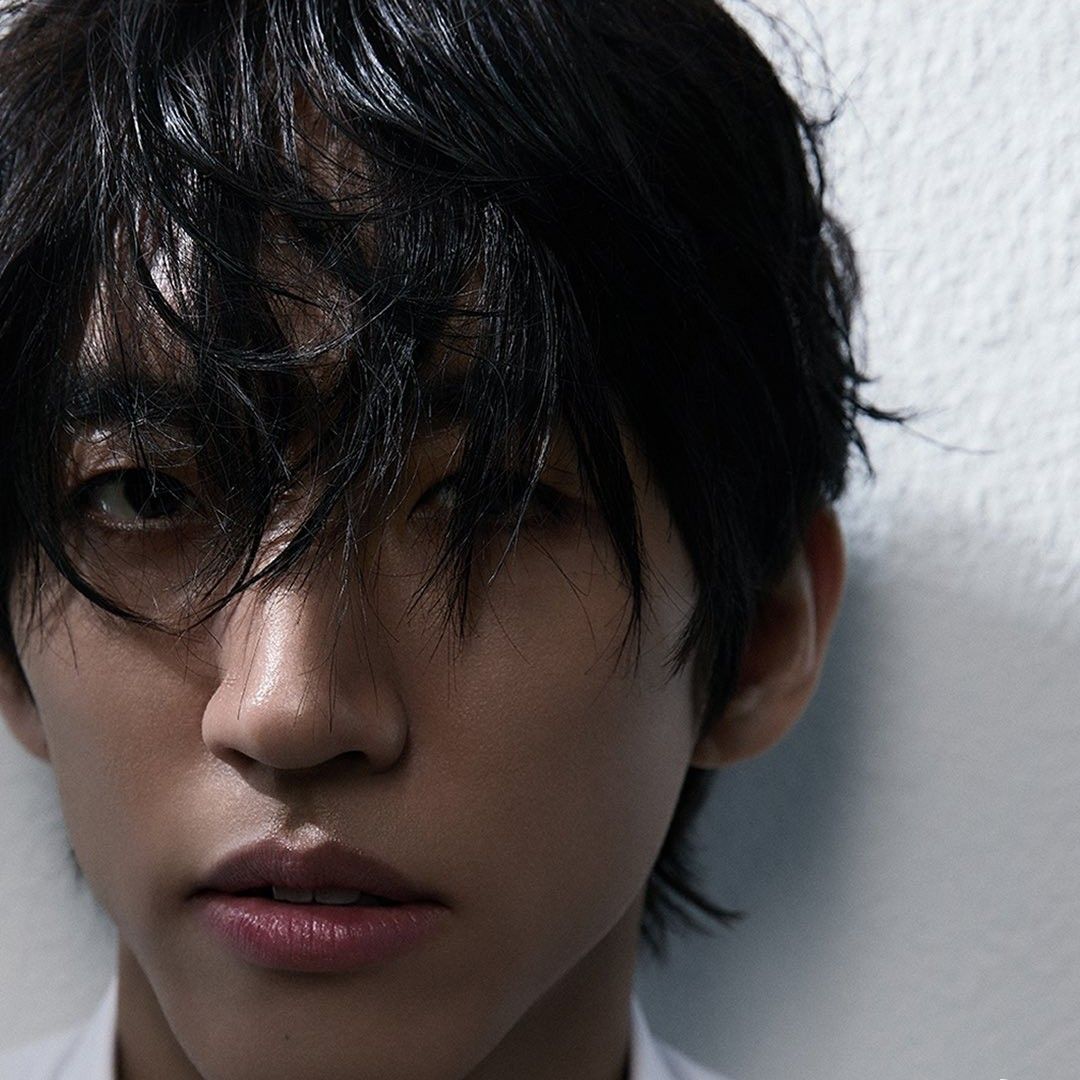 Recent activity shot of Lee Seungyoon