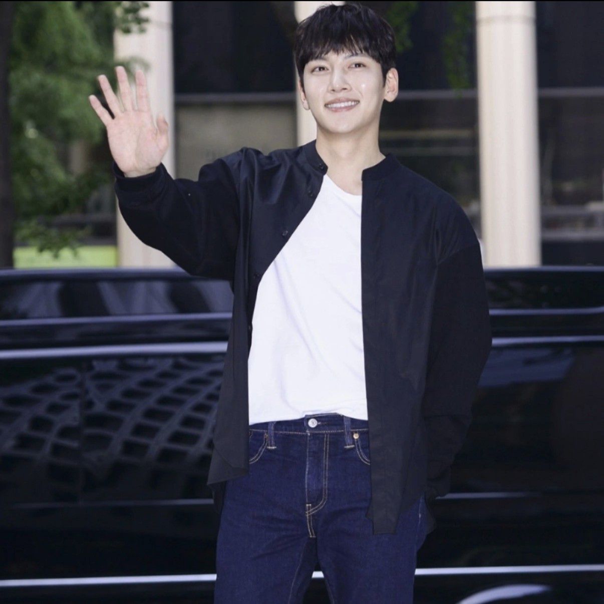 Behind-the-scenes cut of Ji Changwook
