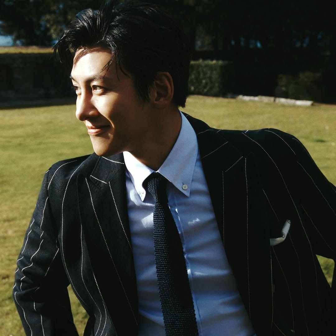 粉丝拍下的池昌旭瞬间