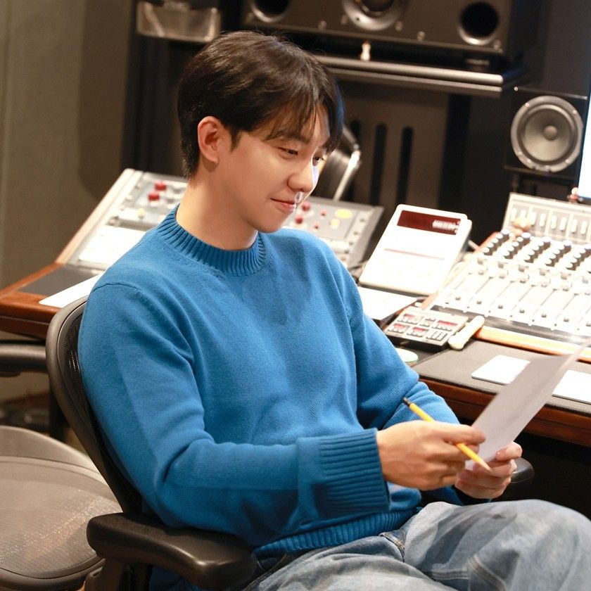 Latest photo of Lee Seunggi