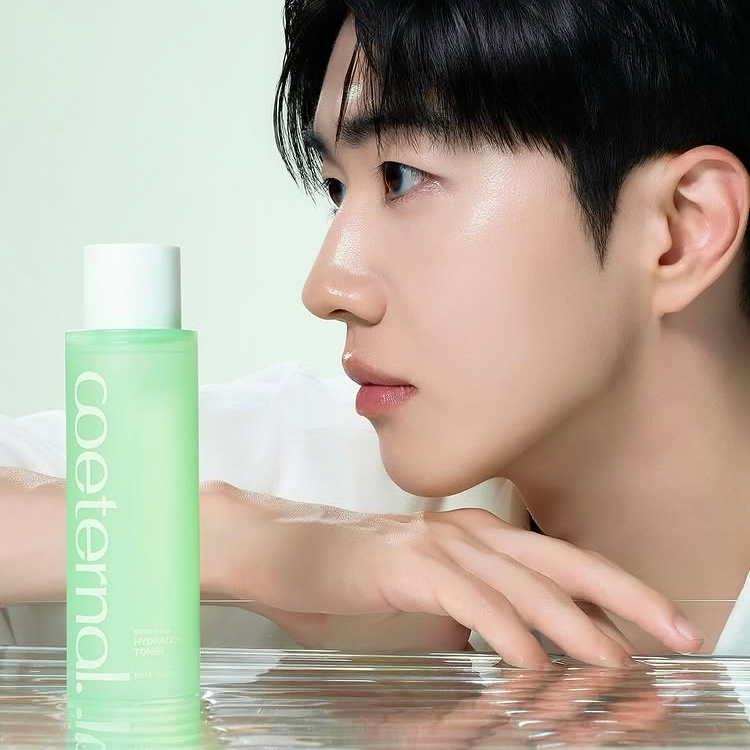 A moment captured by a fan of Kang Hoon