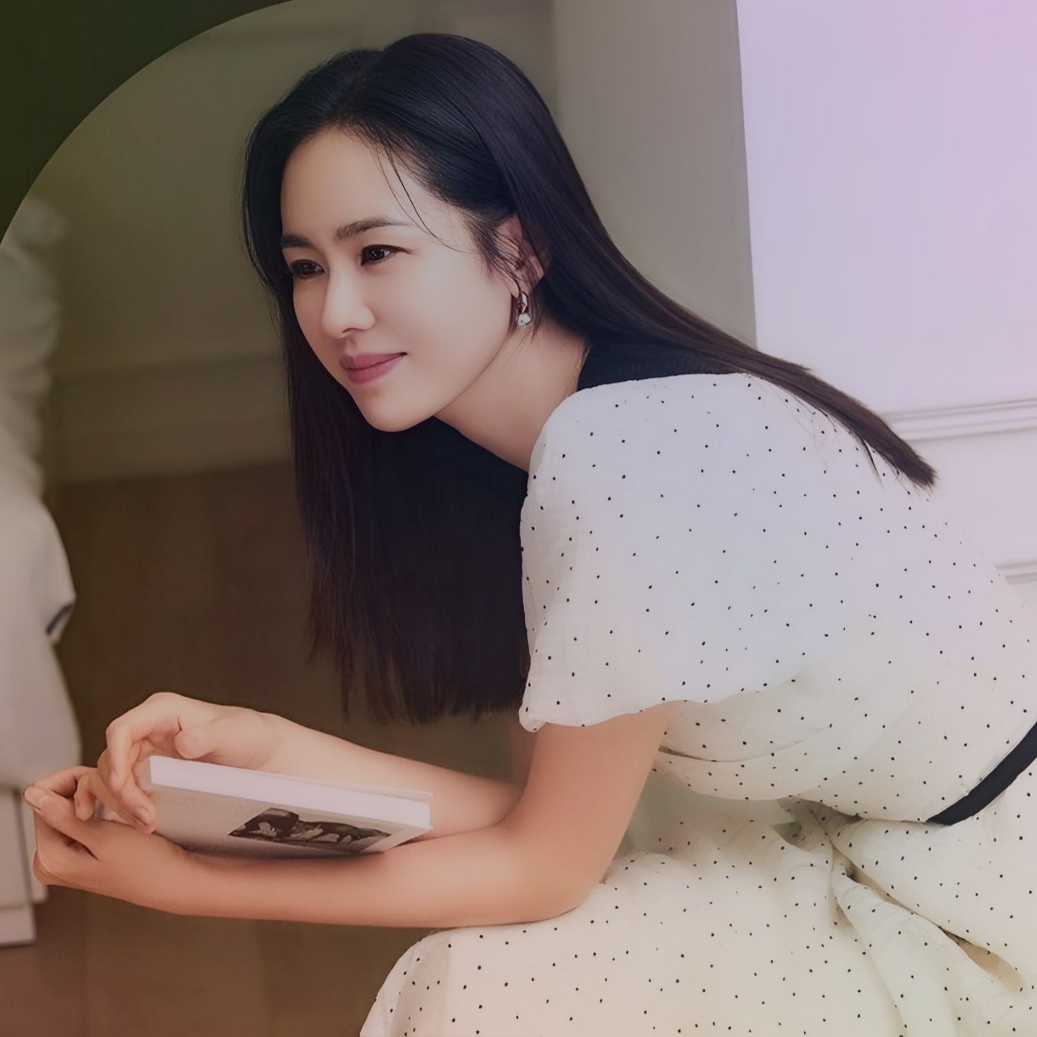 Behind-the-scenes cut of Son Yejin
