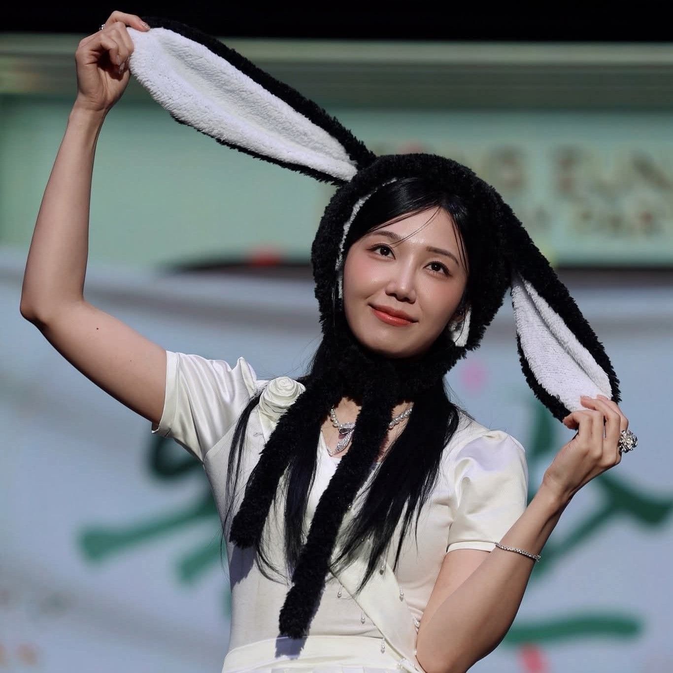 A moment captured by a fan of Jung Eunji