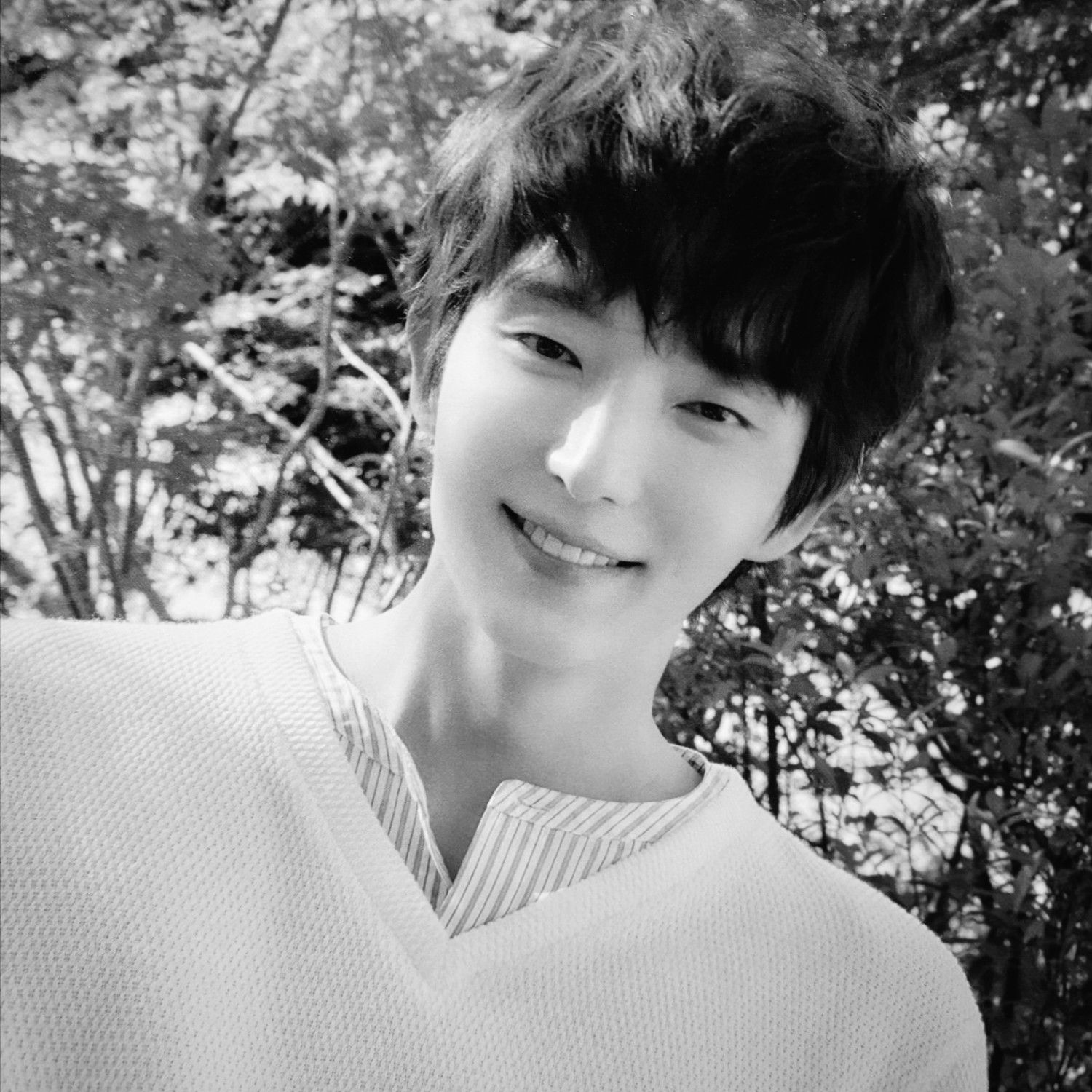 Latest photo of Lee Joongi