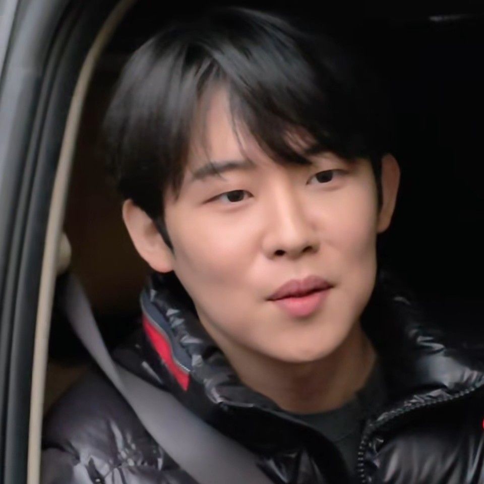 Explosively popular post in Choeaedol Celeb community