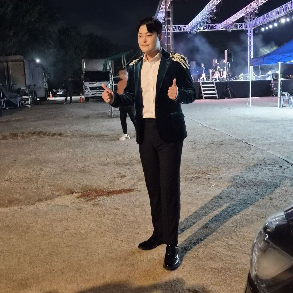 A moment captured by a fan of Kim Kyungmin