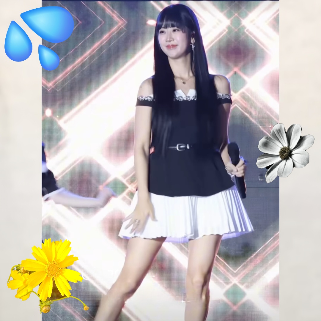 Recent activity shot of Kang Hyeyeon