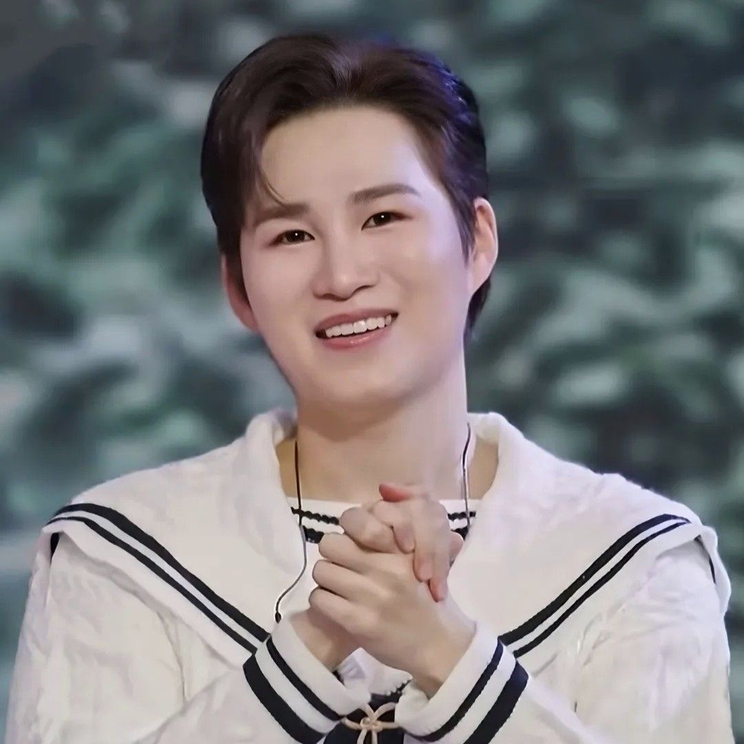 김희재의 비하인드 컷