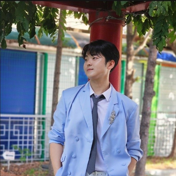 A moment captured by a fan of Park Minsu