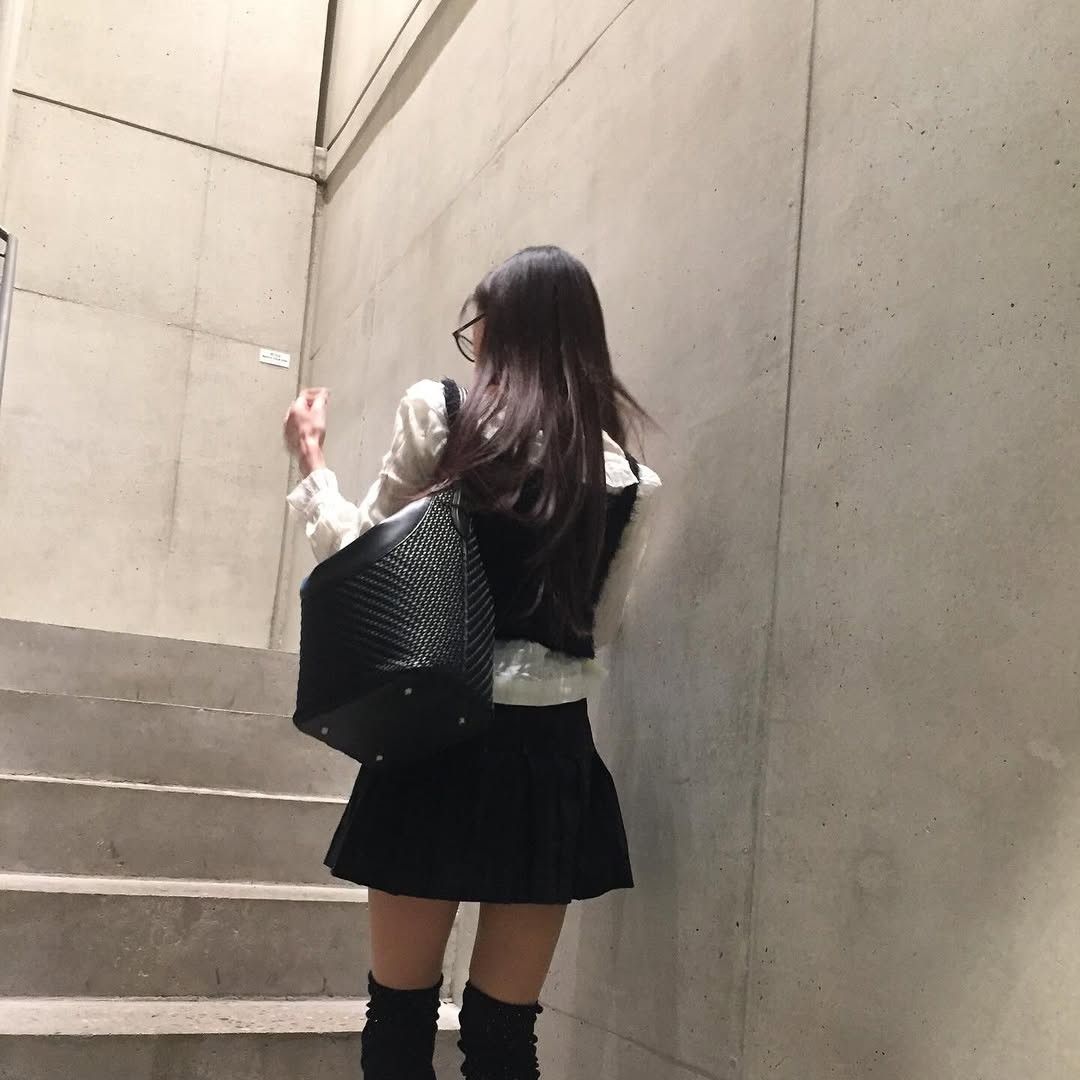 Behind-the-scenes cut of Jung Somin