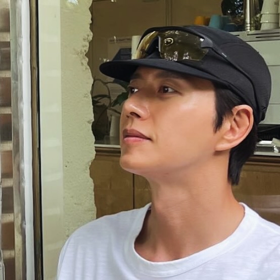 A moment captured by a fan of Park Haejin