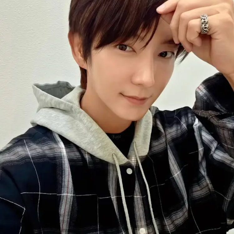 Latest photo of Lee Joongi